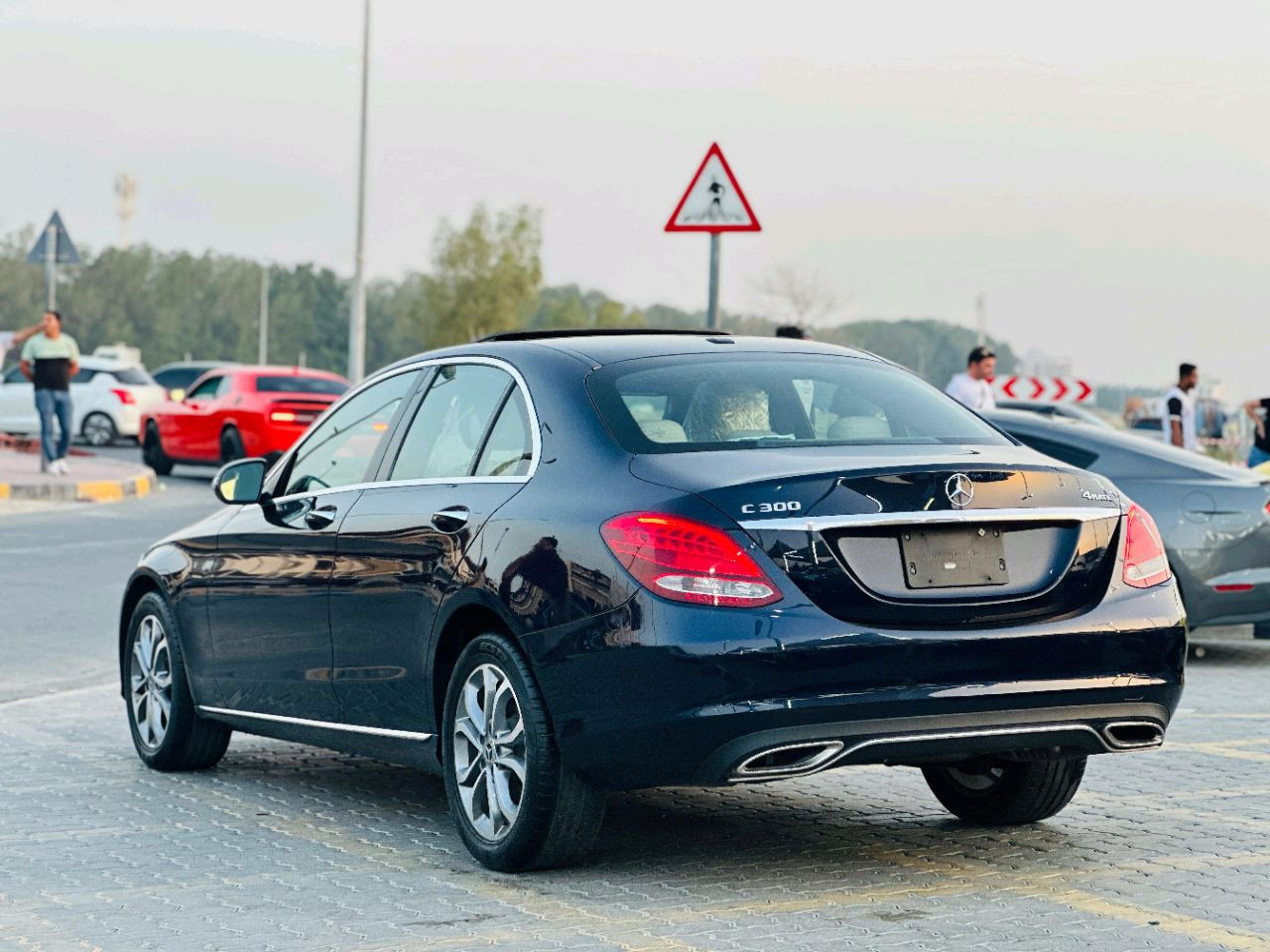 Mercedes Benz C-Class - Image 8