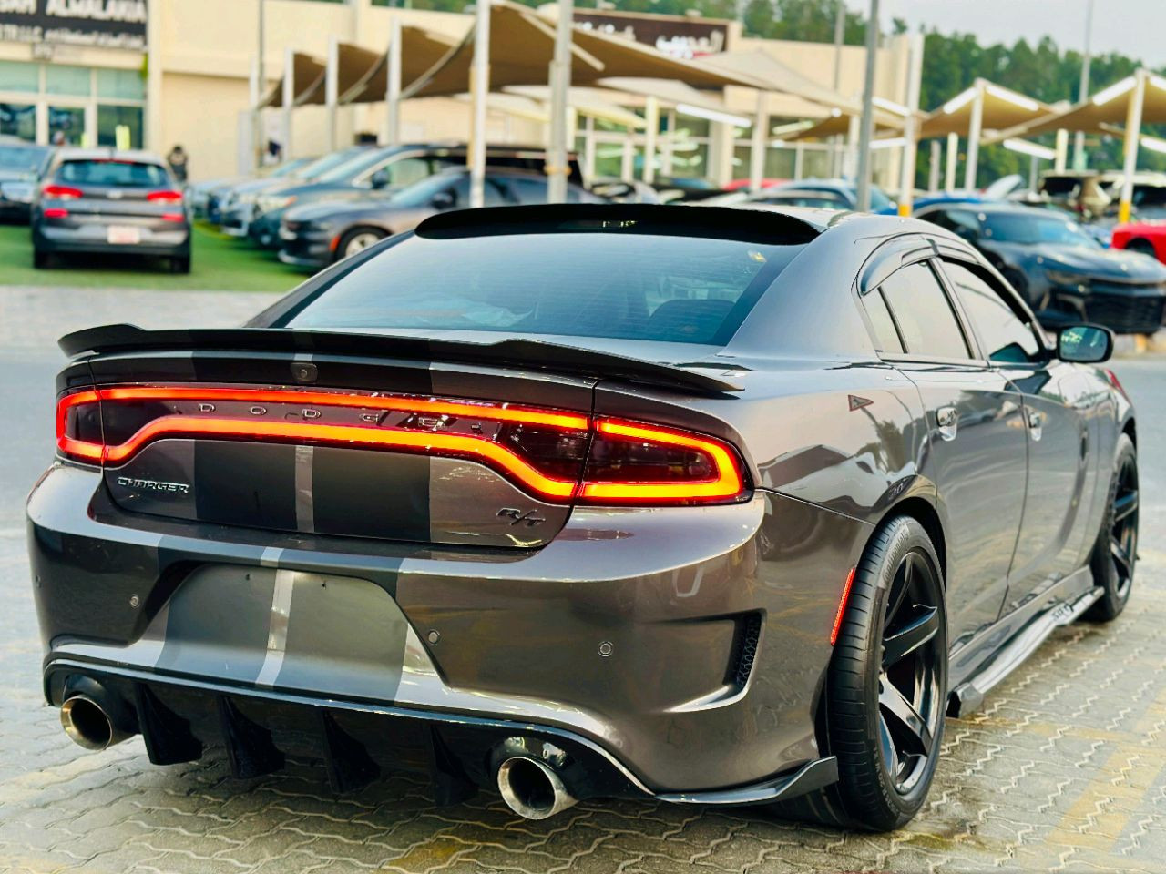 Dodge Charger - Image 6