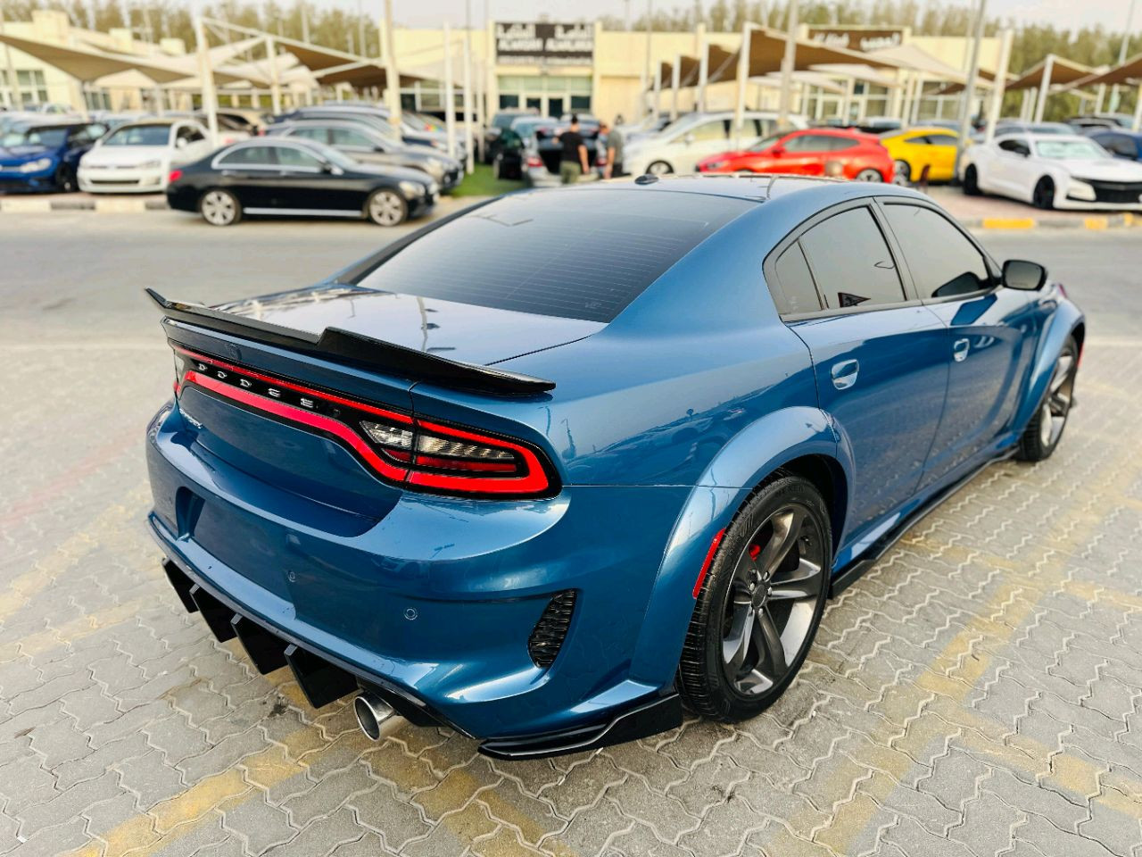 Dodge Charger - Image 6