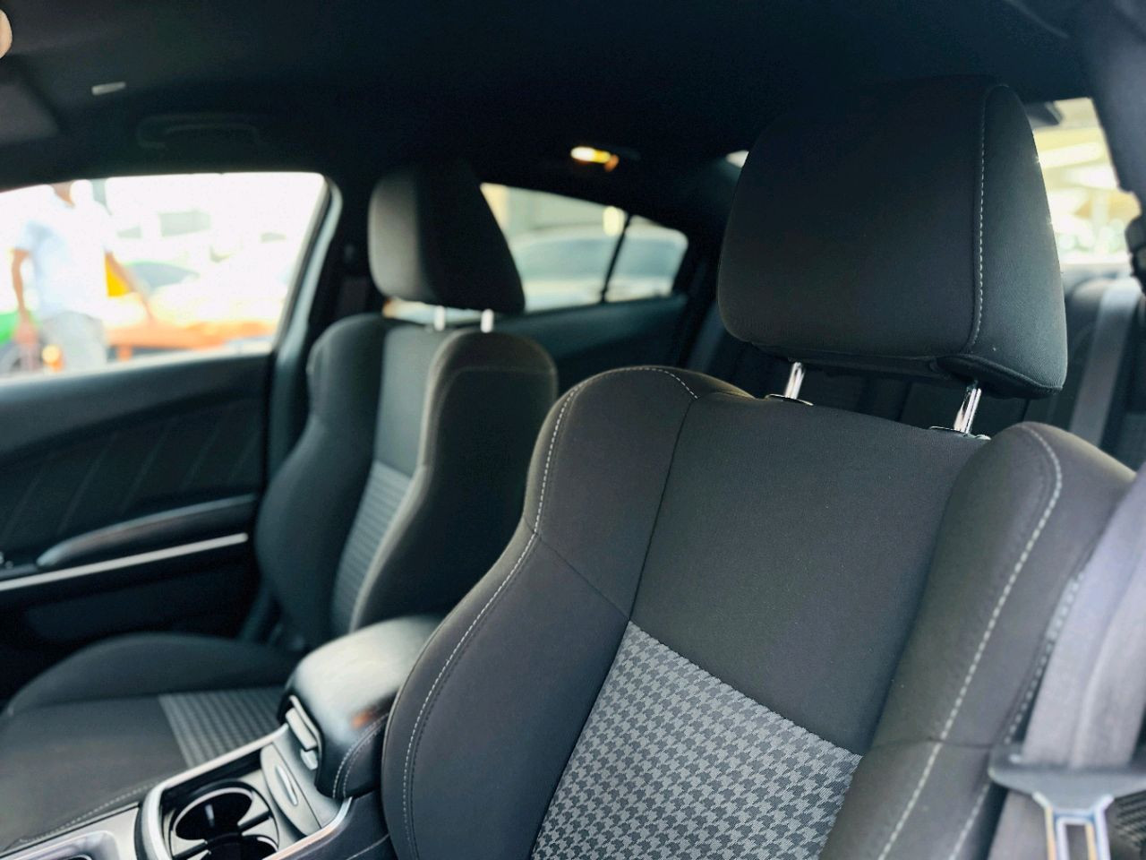 Dodge Charger - Image 19