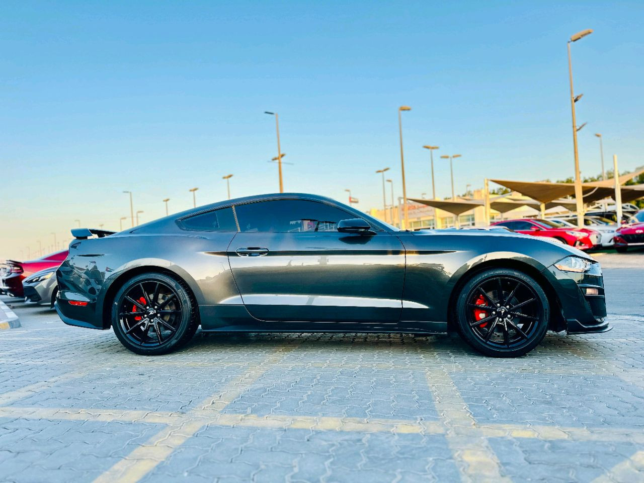 Ford Mustang - Image 5