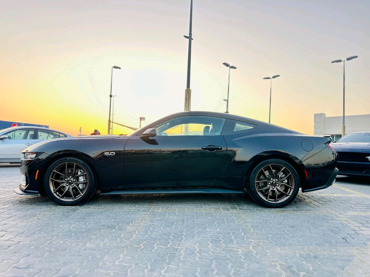 Ford Mustang - Image 9