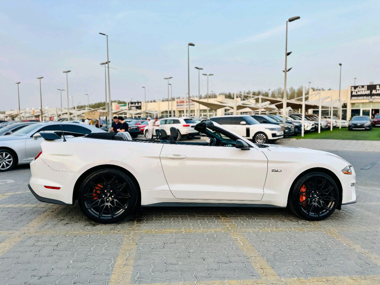Ford Mustang - Image 5