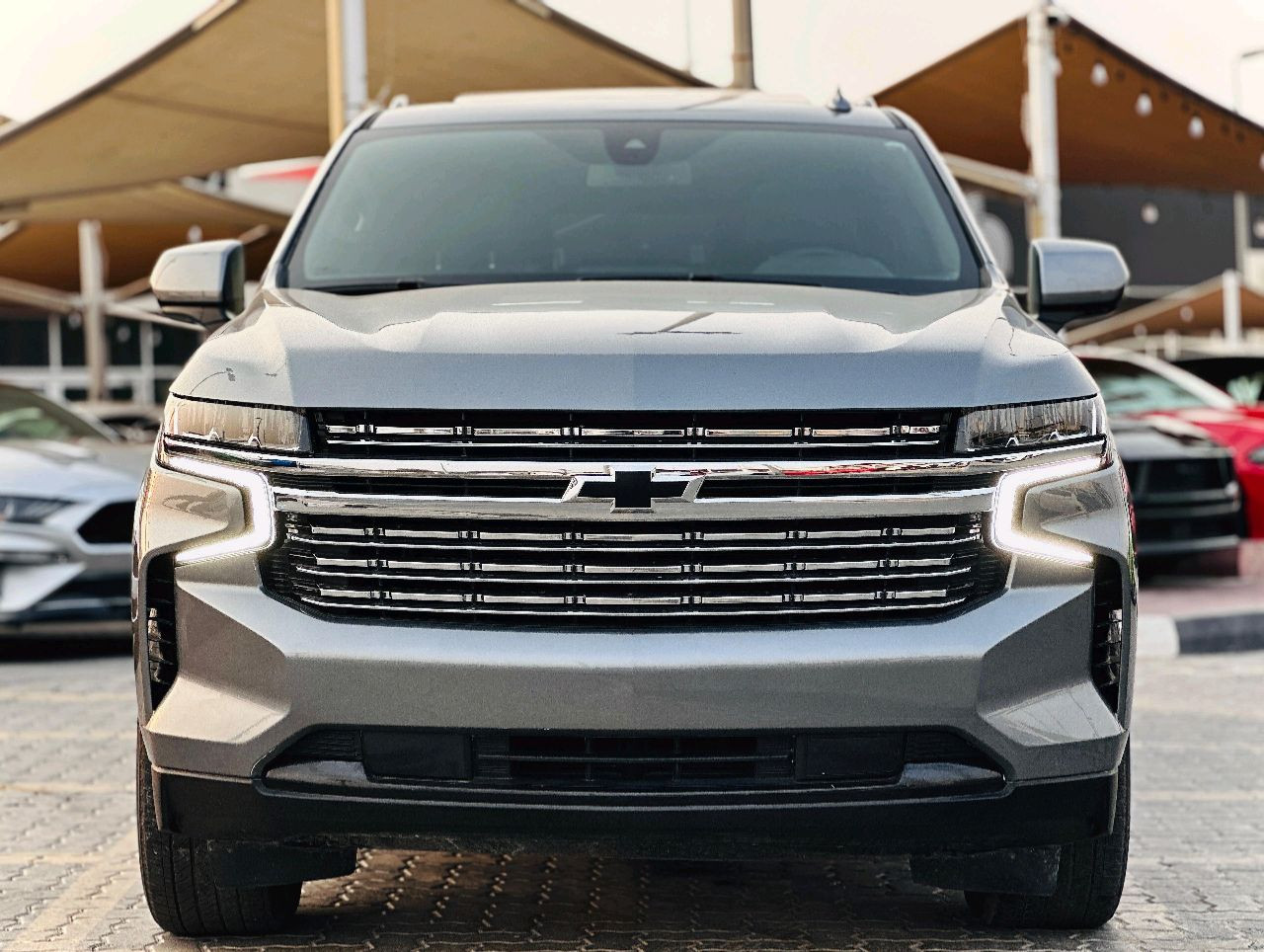 Chevrolet Suburban - Image 7