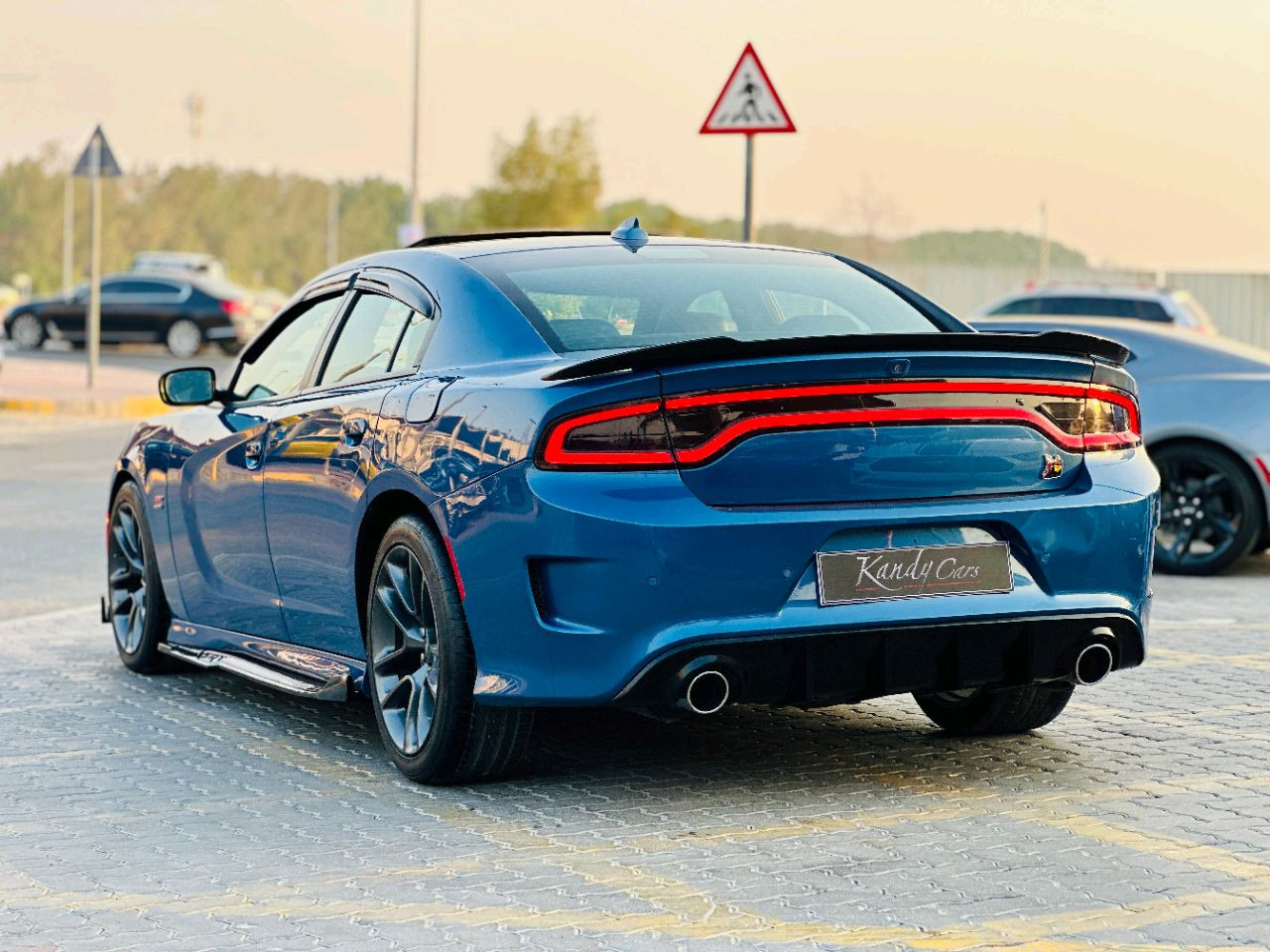 Dodge Charger - Image 14