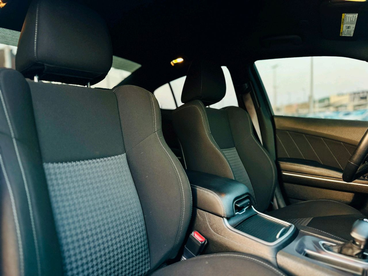 Dodge Charger - Image 9