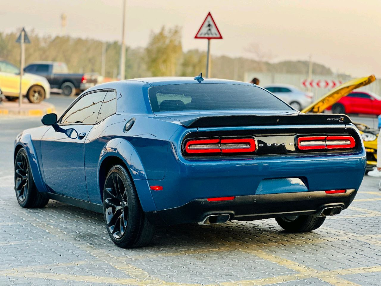 Dodge Challenger - Image 8