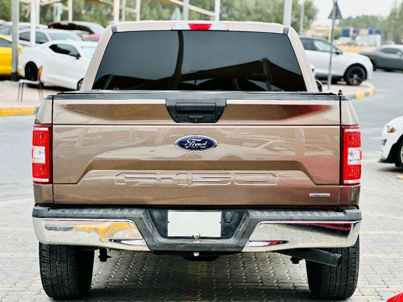 Ford F-Series Pickup - Image 7