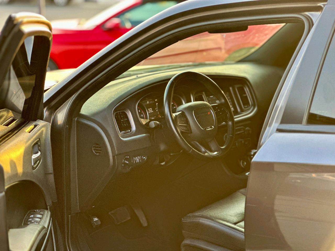 Dodge Charger - Image 10
