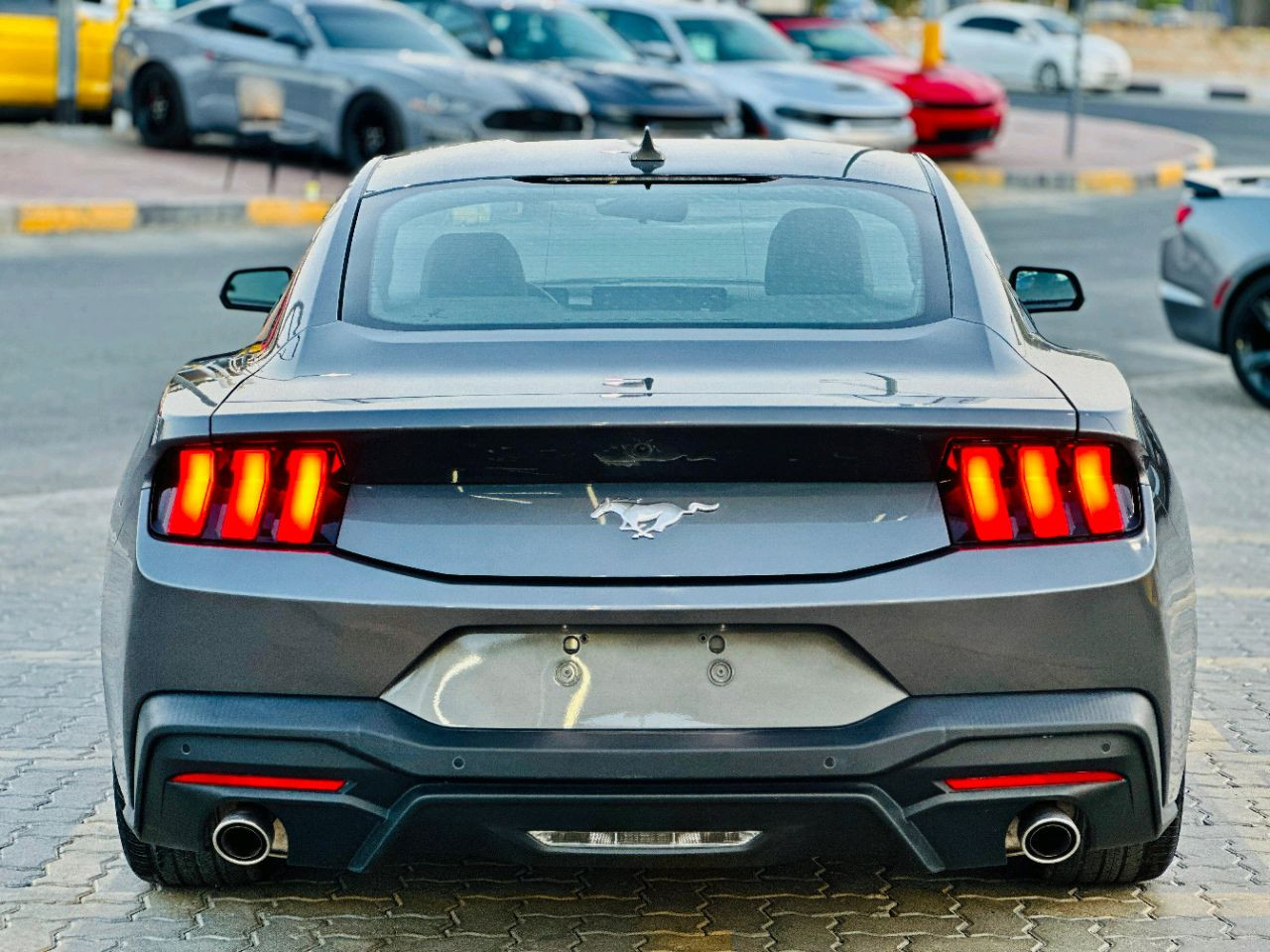 Ford Mustang - Image 11