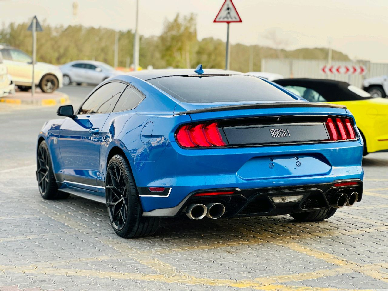 Ford Mustang - Image 7