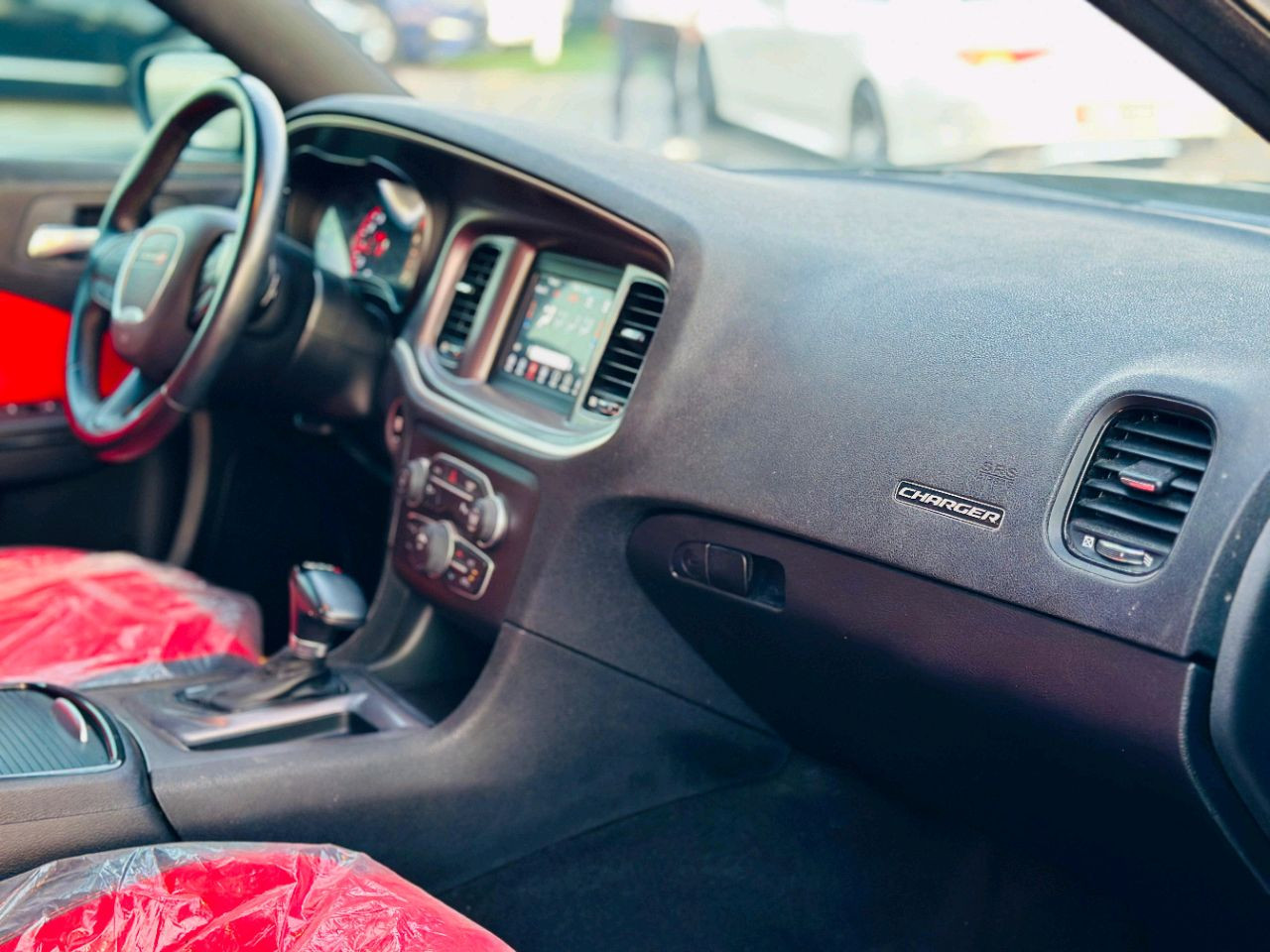 Dodge Charger - Image 10