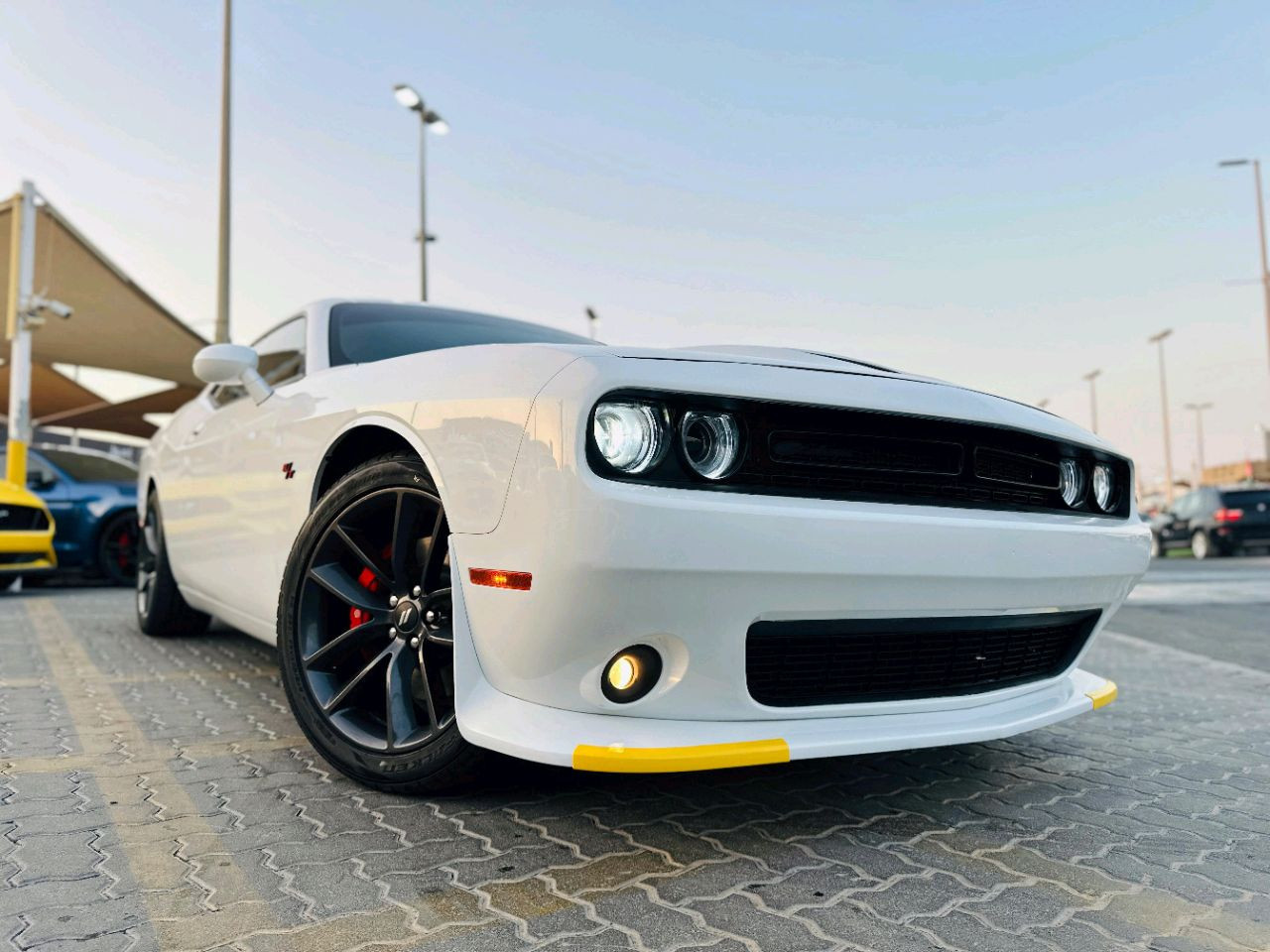 Dodge Challenger - Image 5