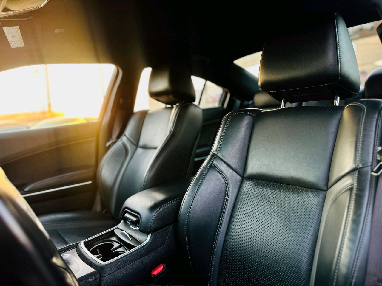 Dodge Charger - Image 11