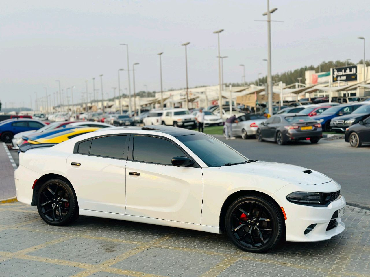 Dodge Charger - Image 5