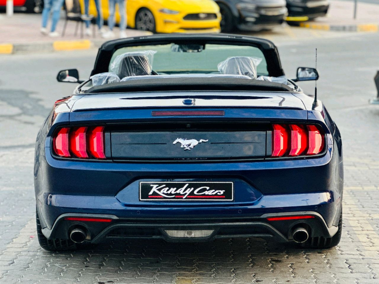 Ford Mustang - Image 7
