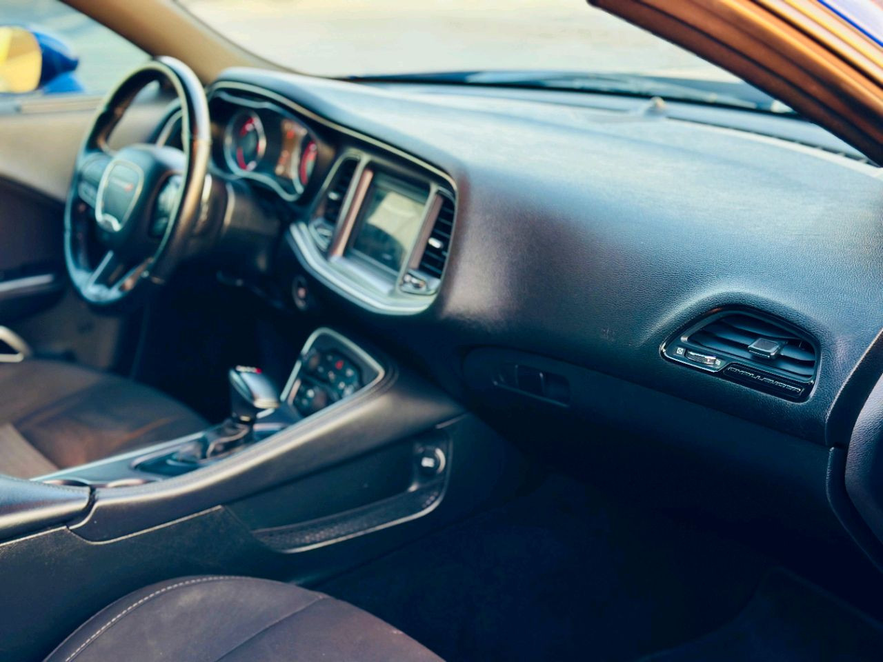 Dodge Challenger - Image 11