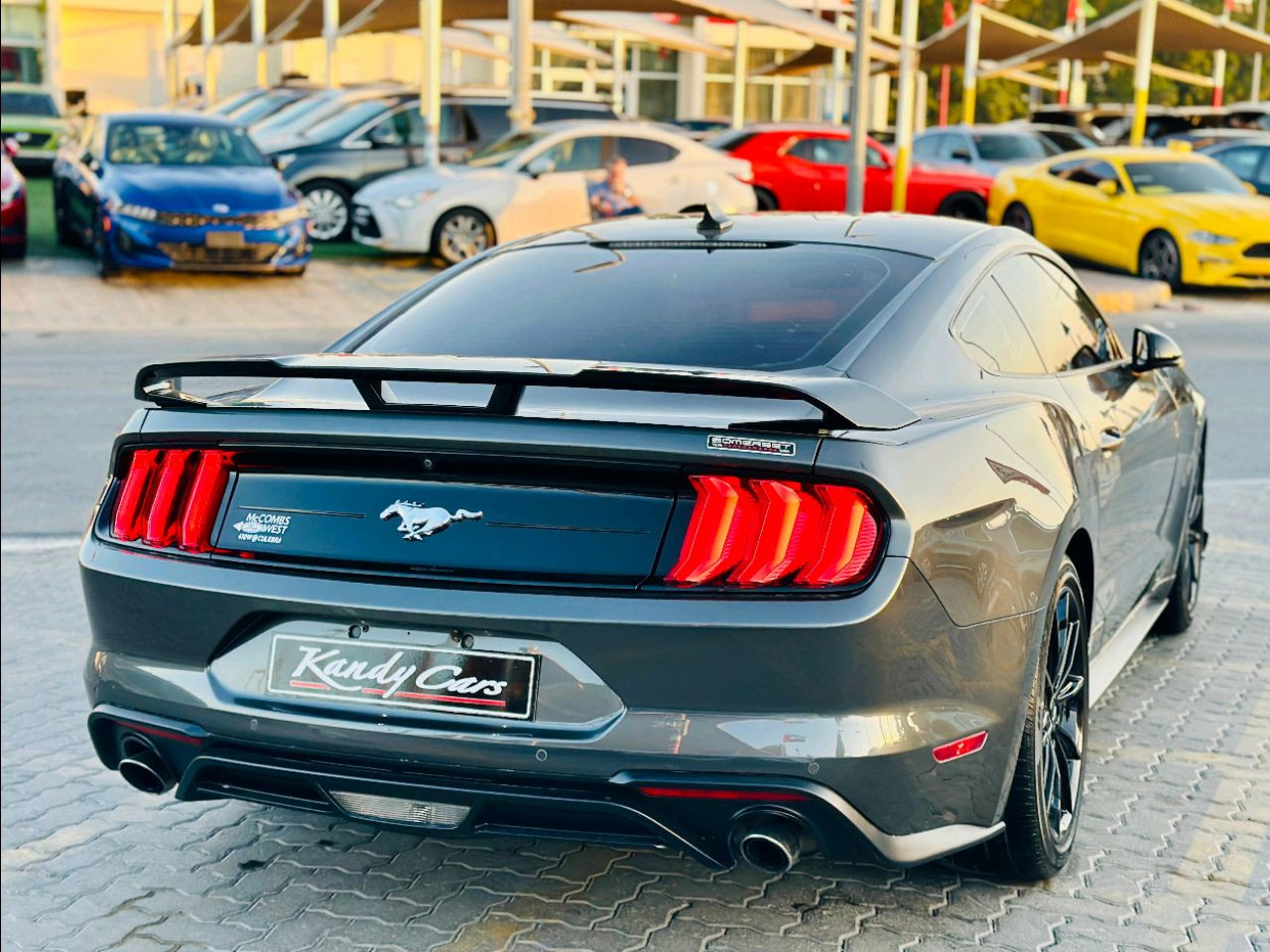 Ford Mustang - Image 6