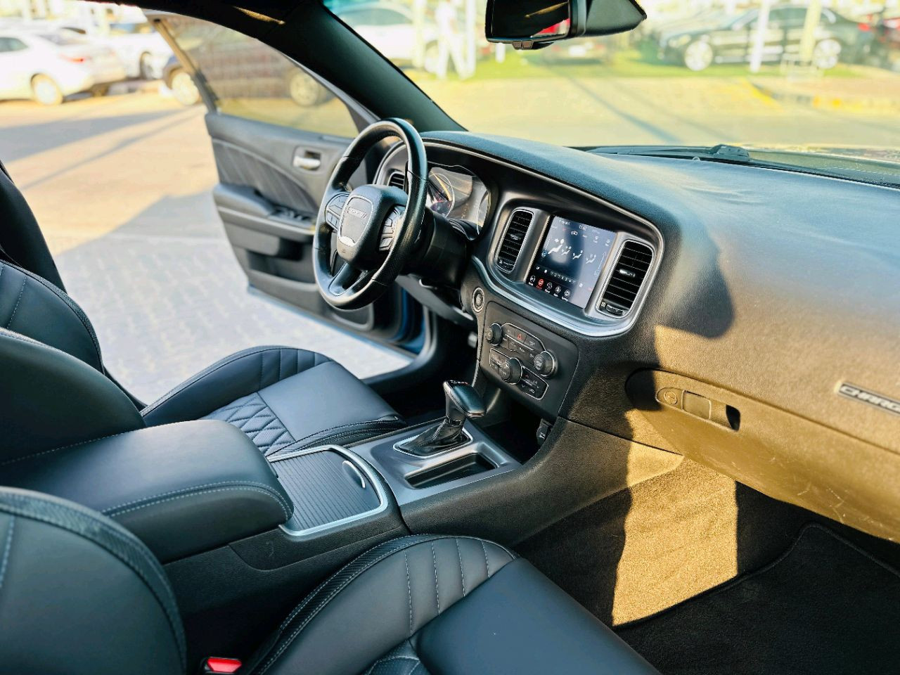 Dodge Charger - Image 11