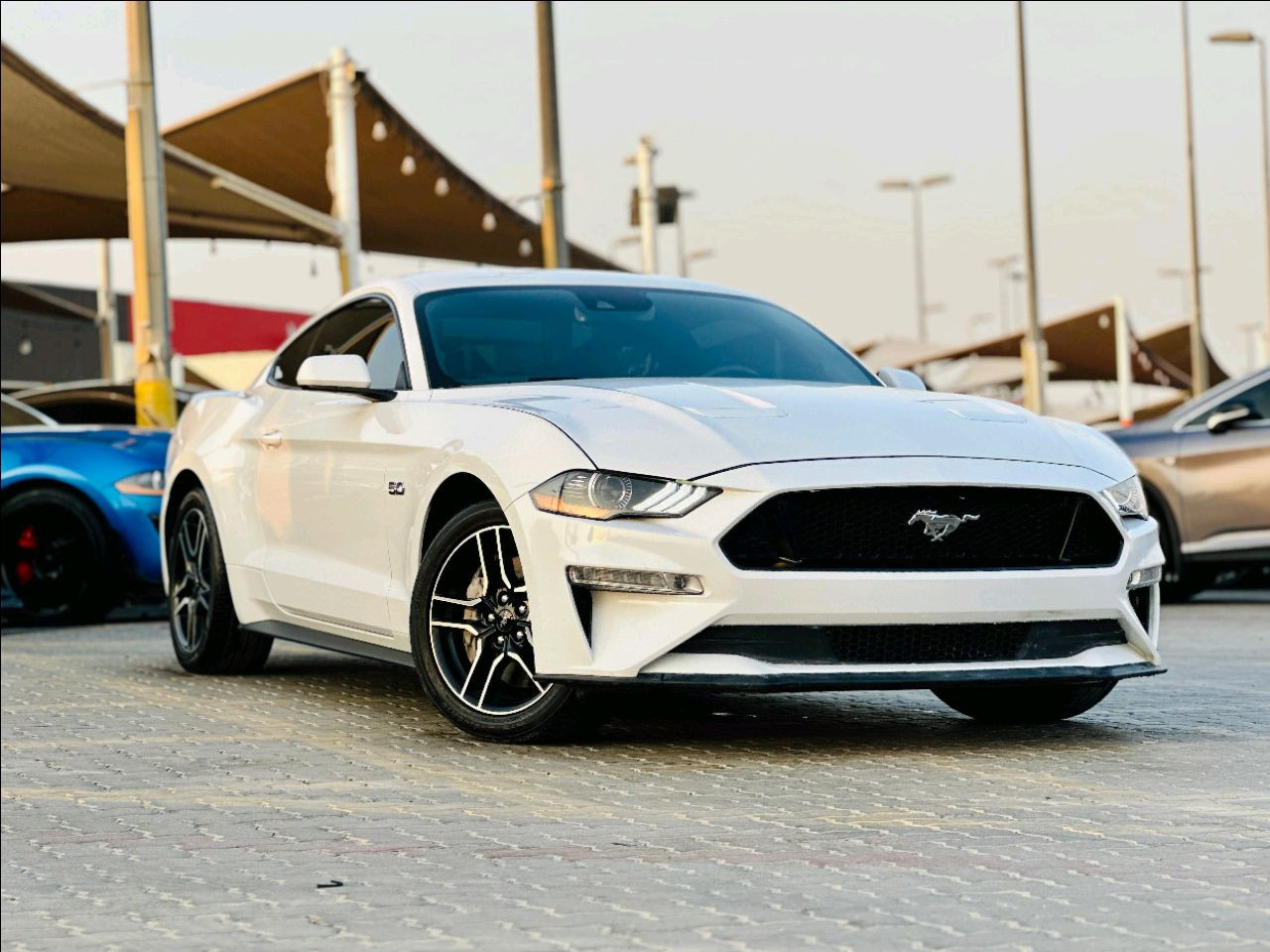 Ford Mustang - Image 4