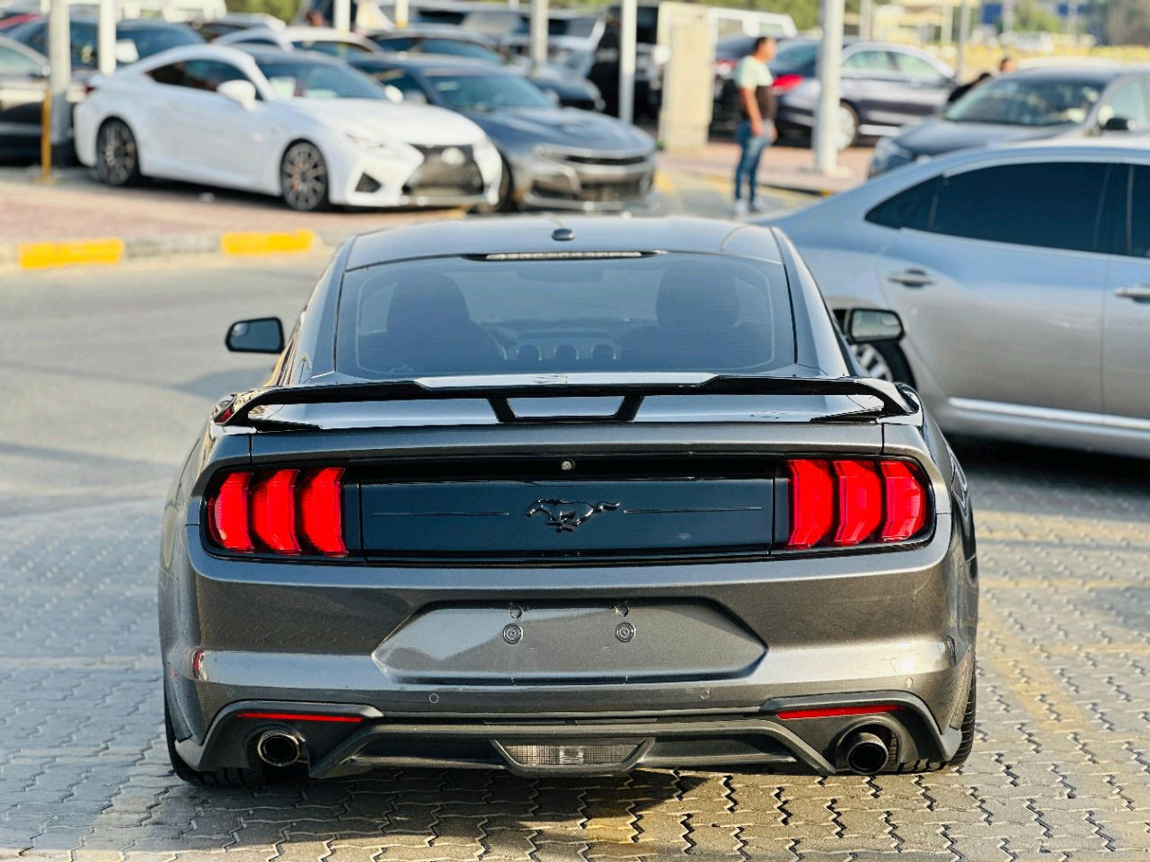 Ford Mustang - Image 8