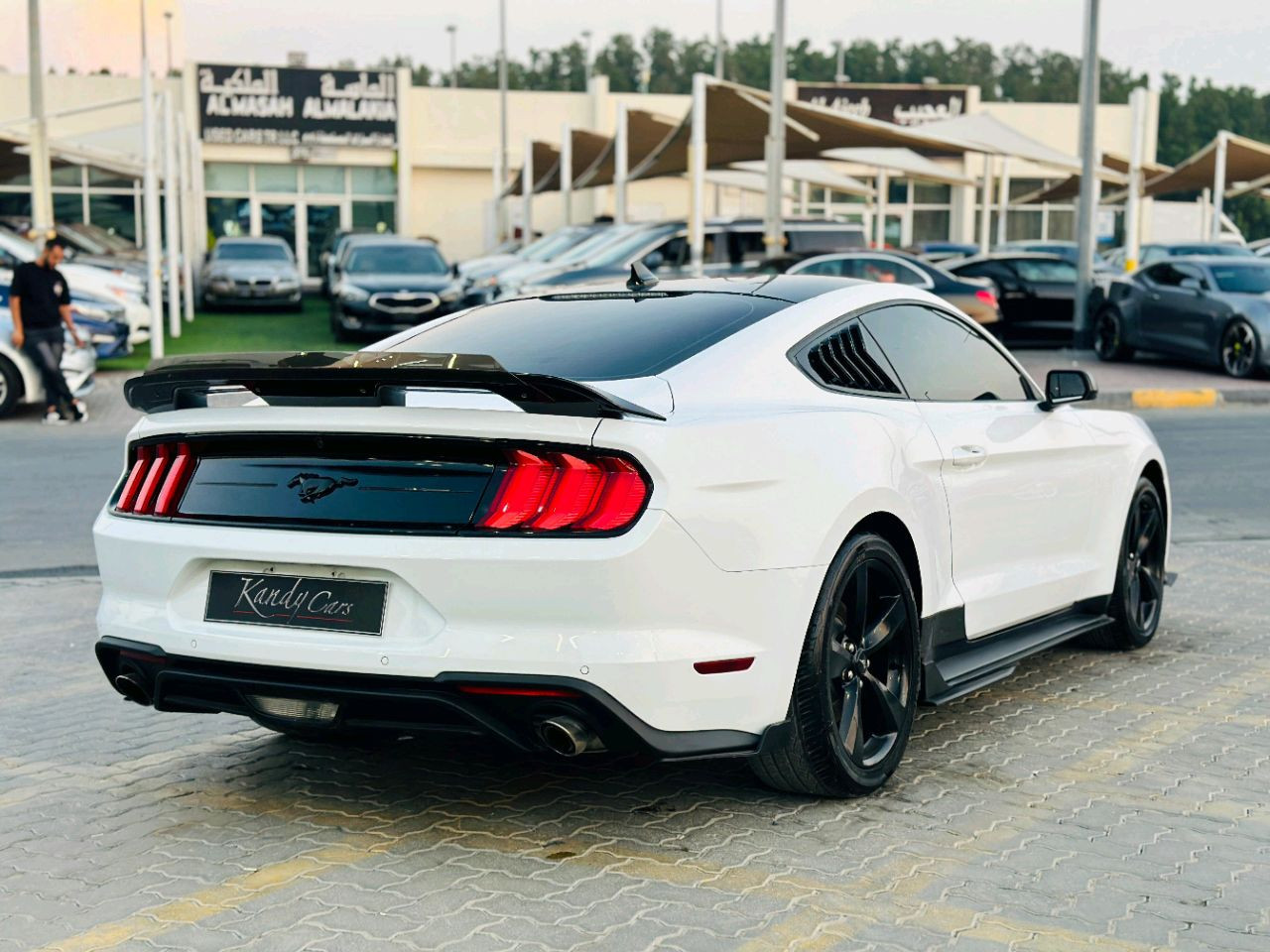 Ford Mustang - Image 6