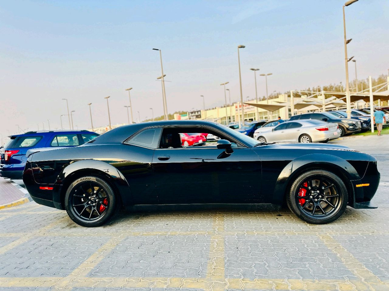 Dodge Challenger - Image 2