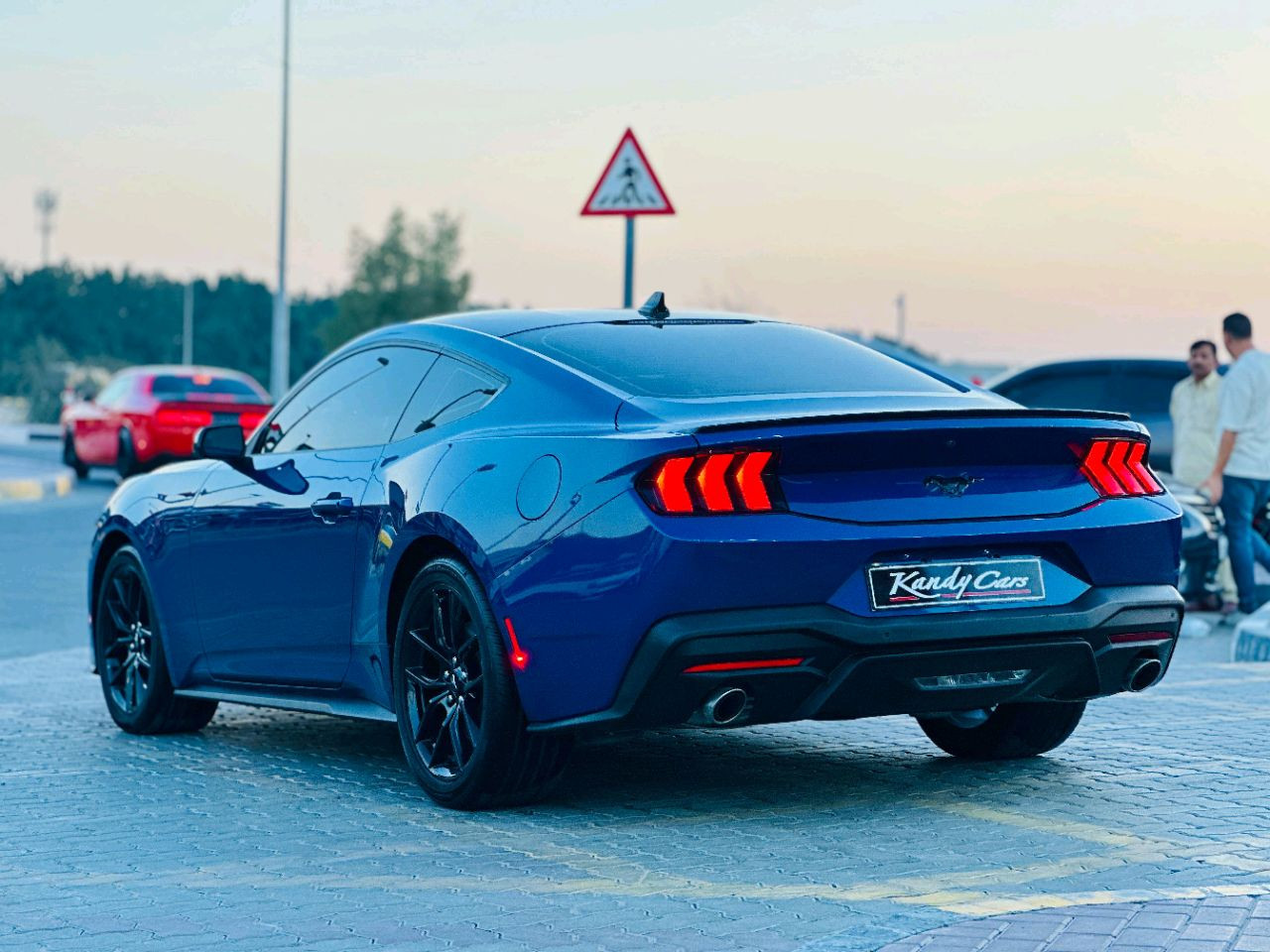 Ford Mustang - Image 8