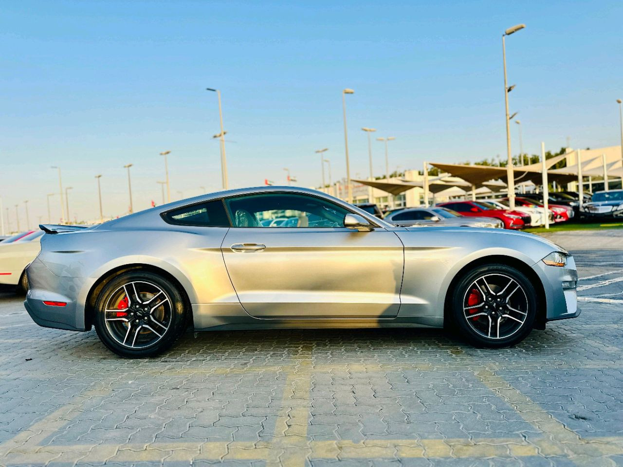 Ford Mustang - Image 5