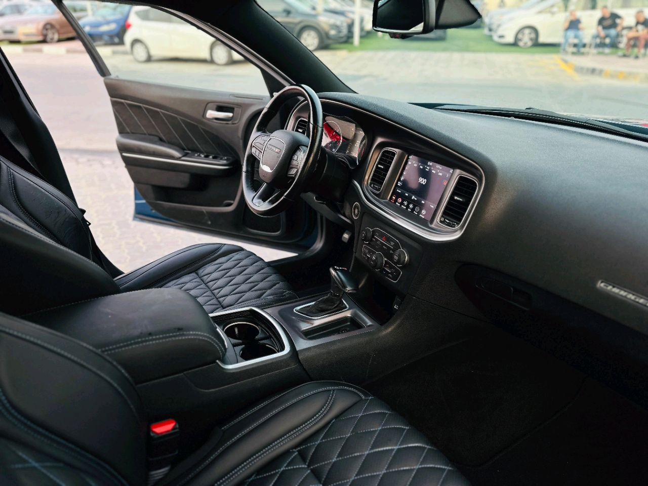 Dodge Charger - Image 11