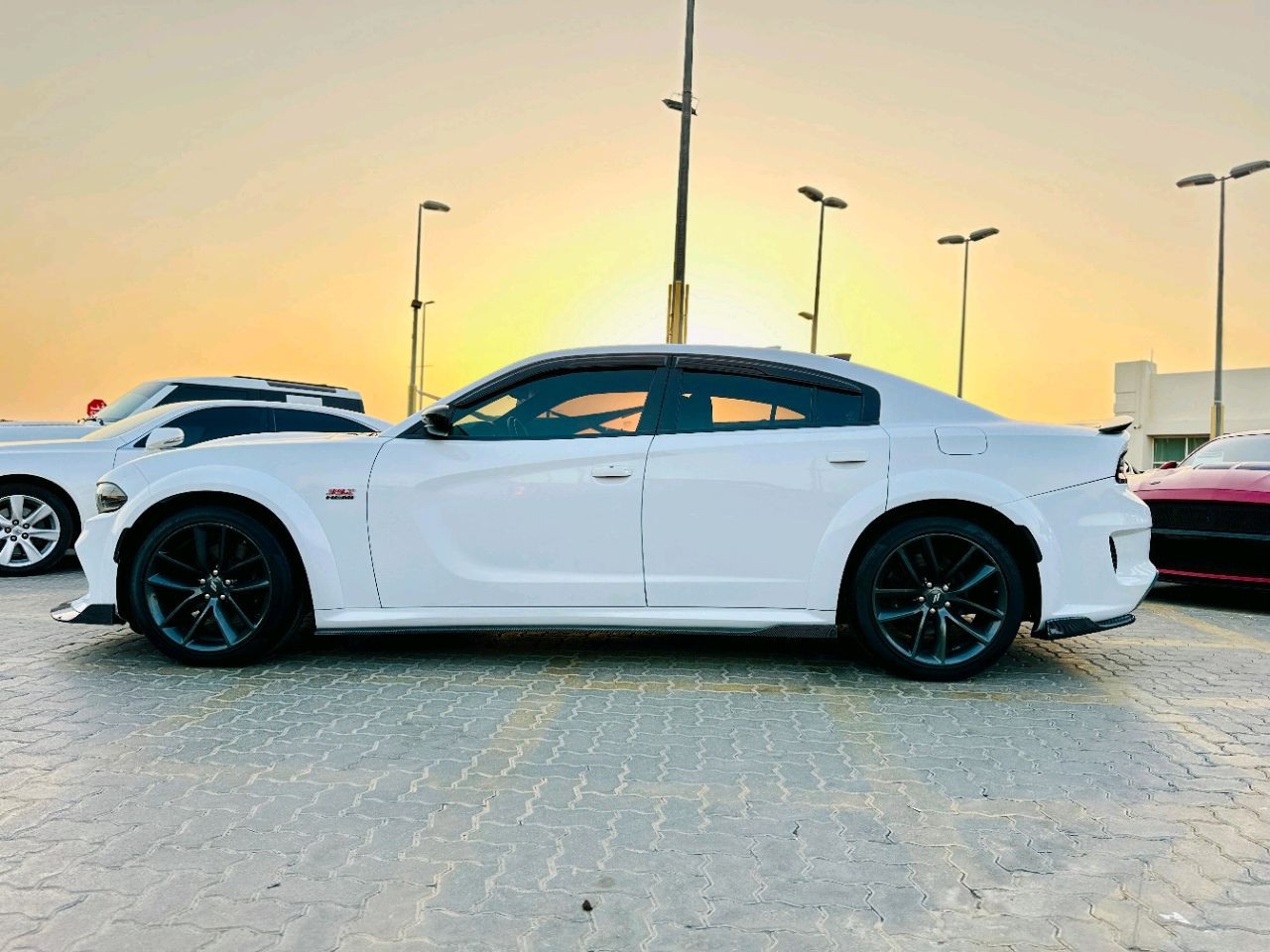 Dodge Charger - Image 9