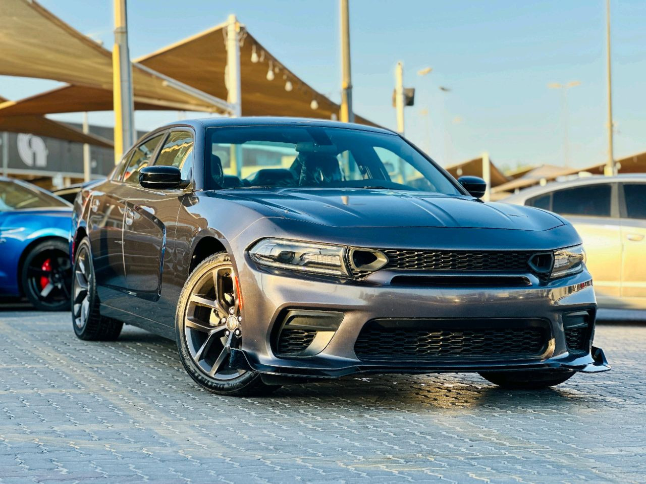 Dodge Charger - Image 11