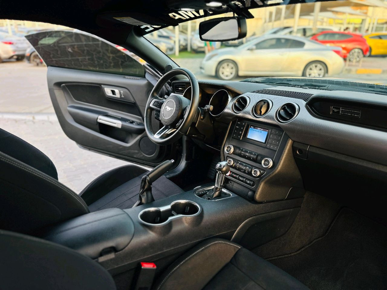 Ford Mustang - Image 9