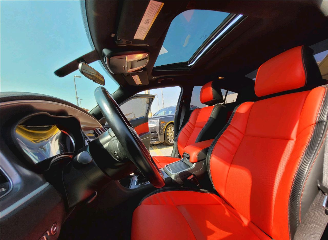 Dodge Charger - Image 6