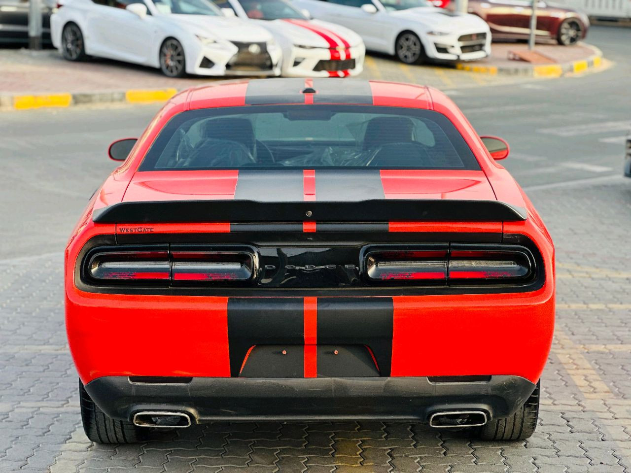 Dodge Challenger - Image 7
