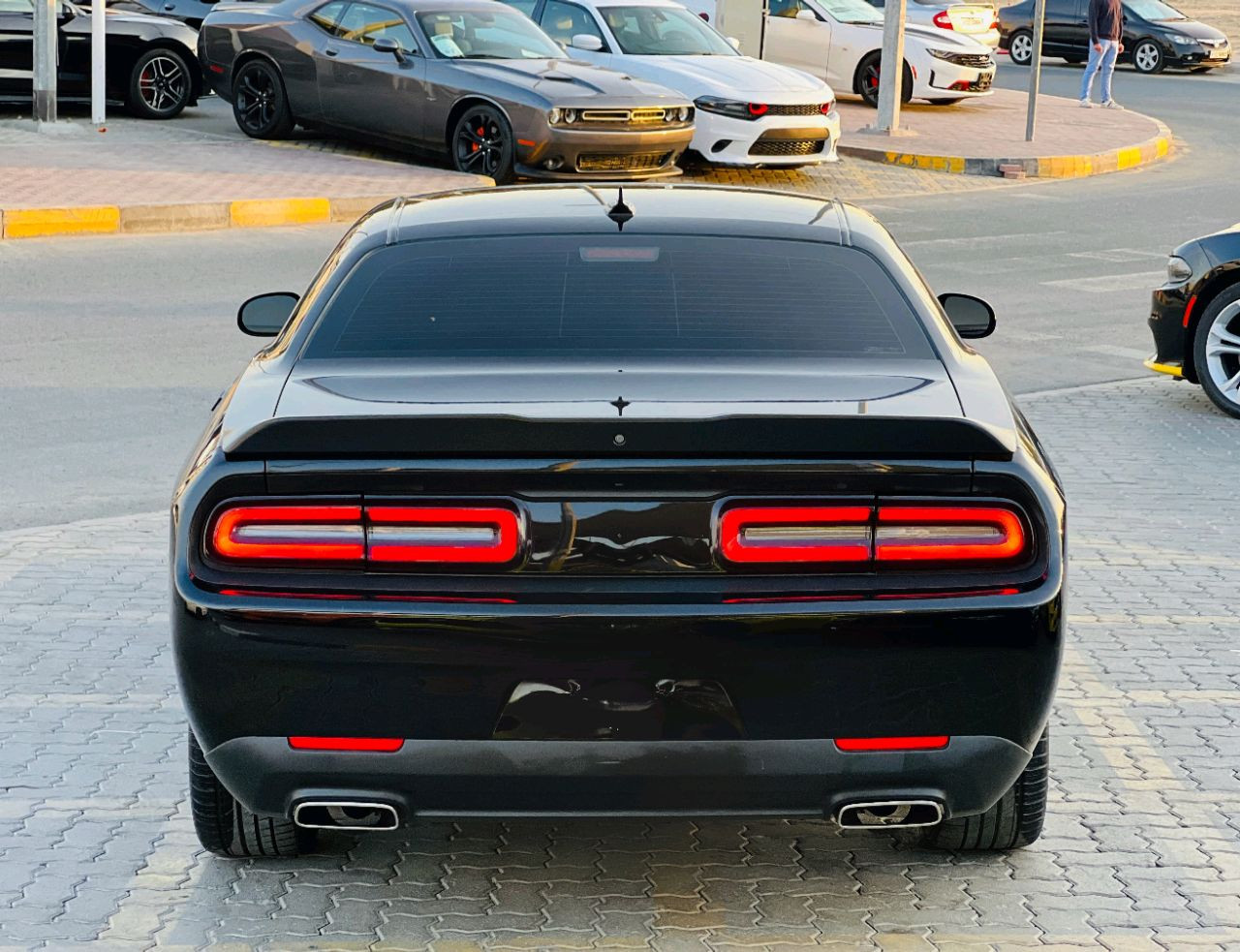 Dodge Challenger - Image 8