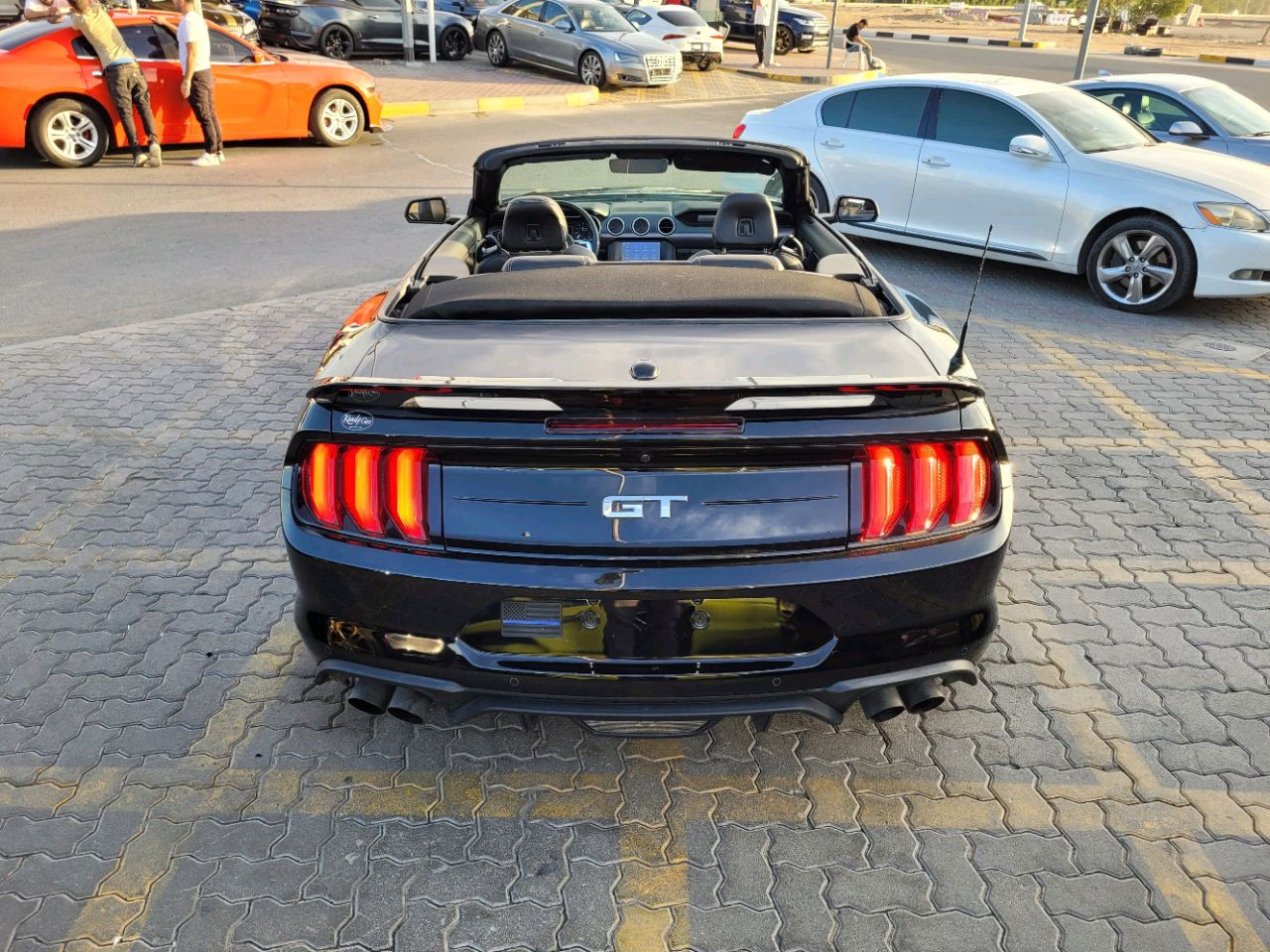 Ford Mustang - Image 6