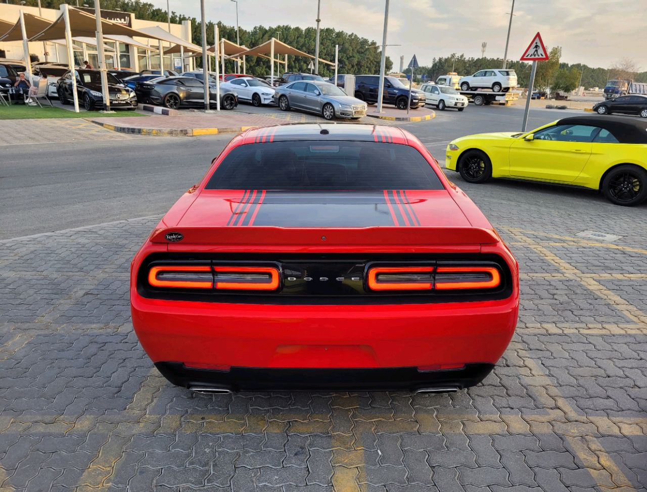 Dodge Challenger - Image 5