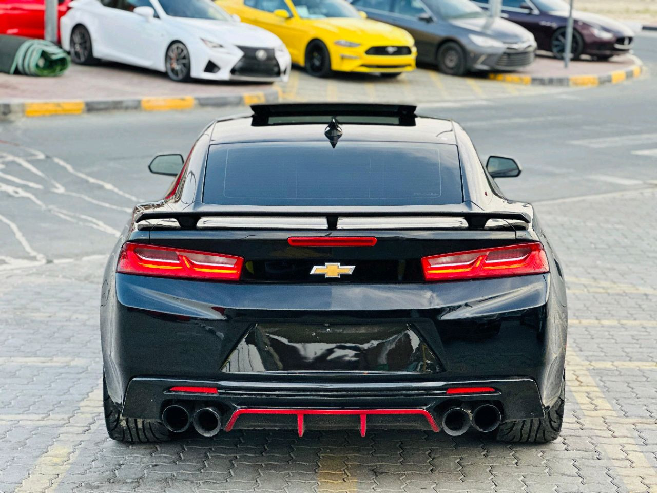 Chevrolet Camaro - Image 11