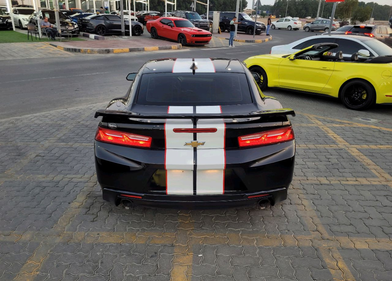 Chevrolet Camaro - Image 5