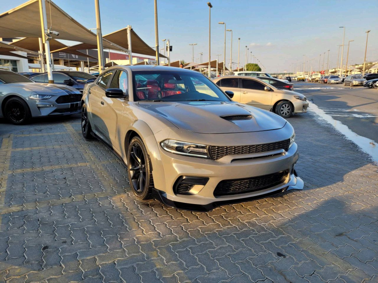 Dodge Charger - Image 4