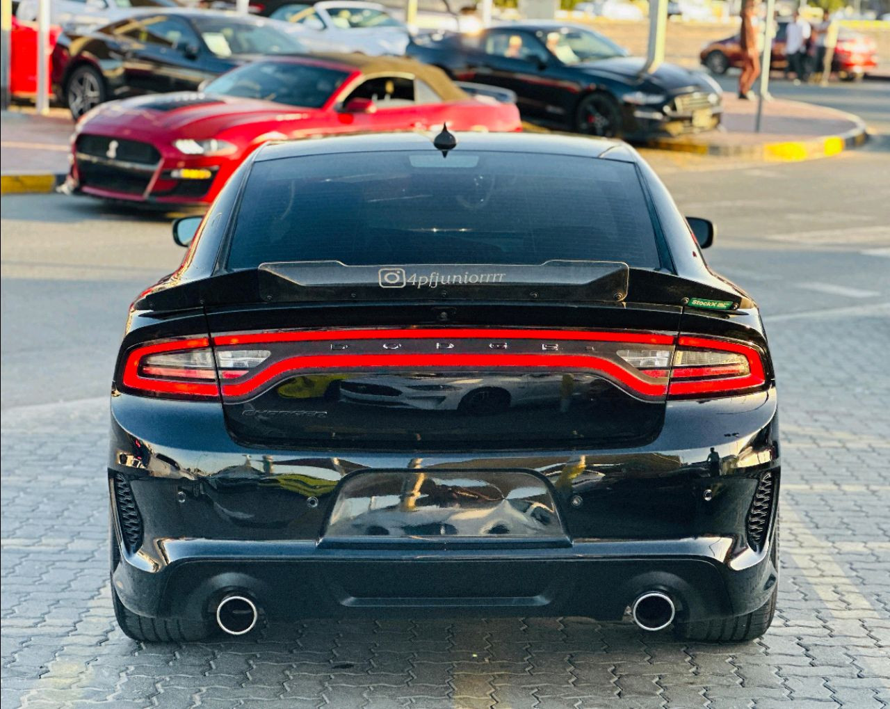 Dodge Charger - Image 8