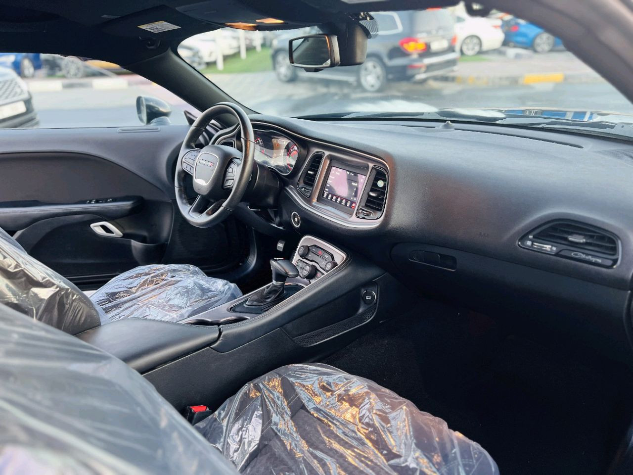 Dodge Challenger - Image 10