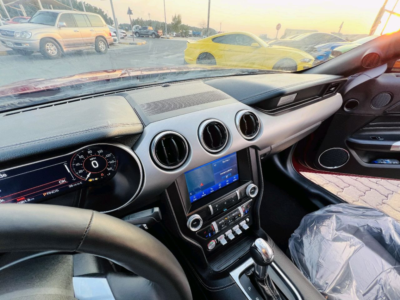 Ford Mustang - Image 11