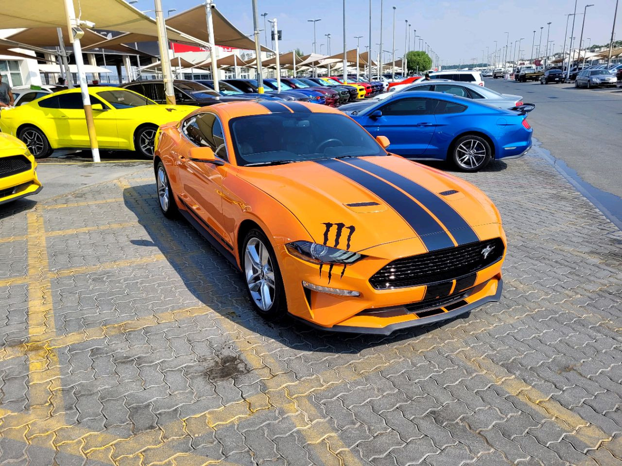 Ford Mustang - Image 4