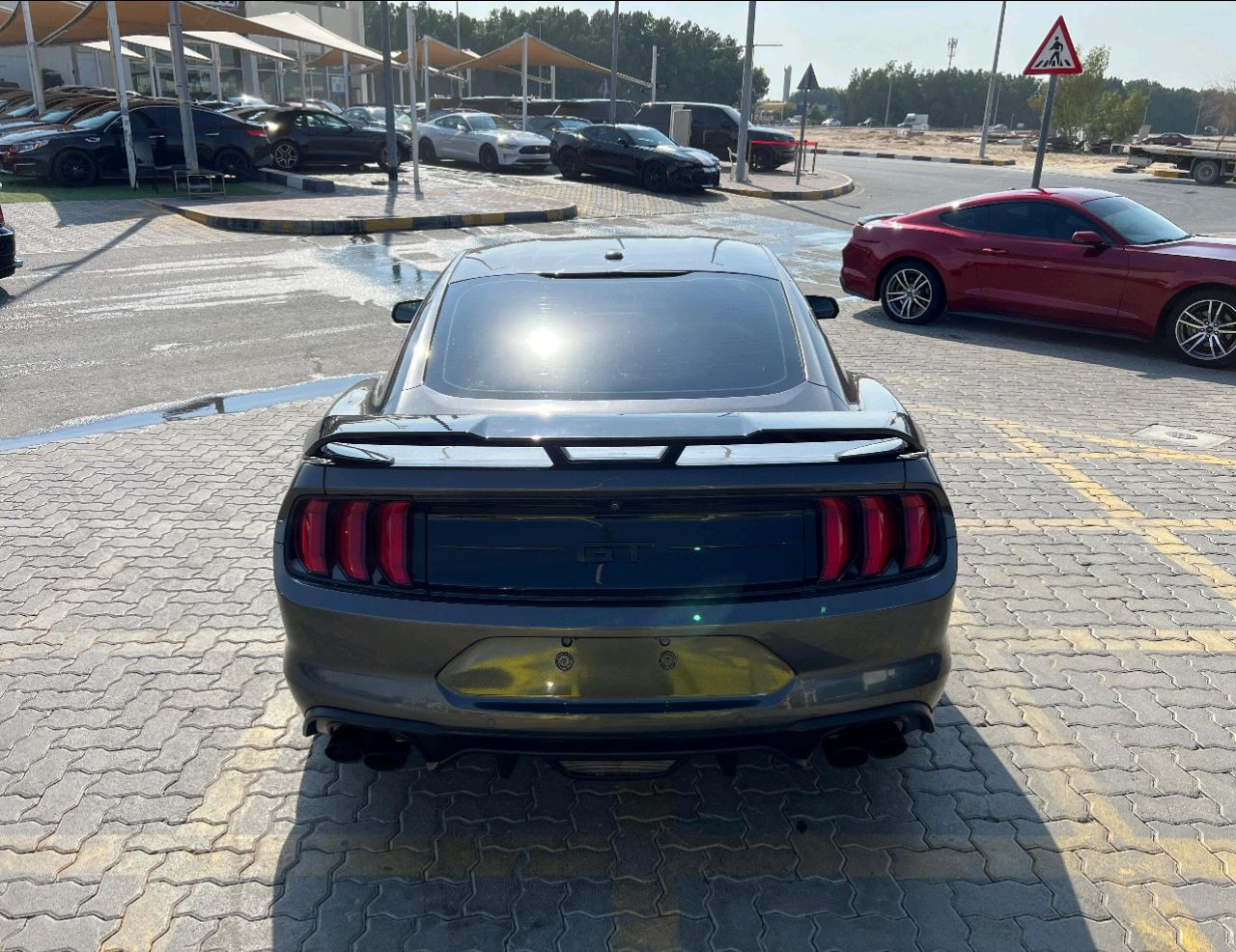 Ford Mustang - Image 6