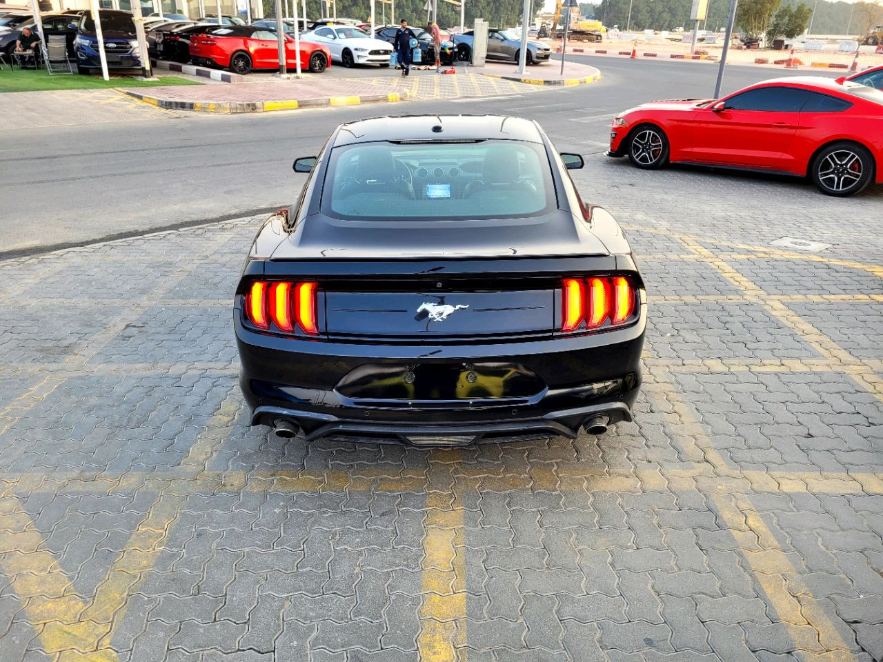 Ford Mustang - Image 5