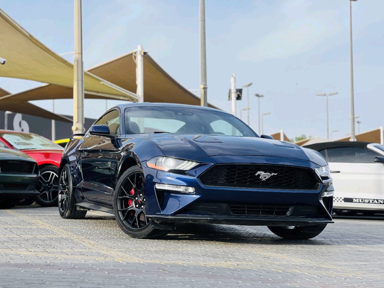 Ford Mustang - Image 4