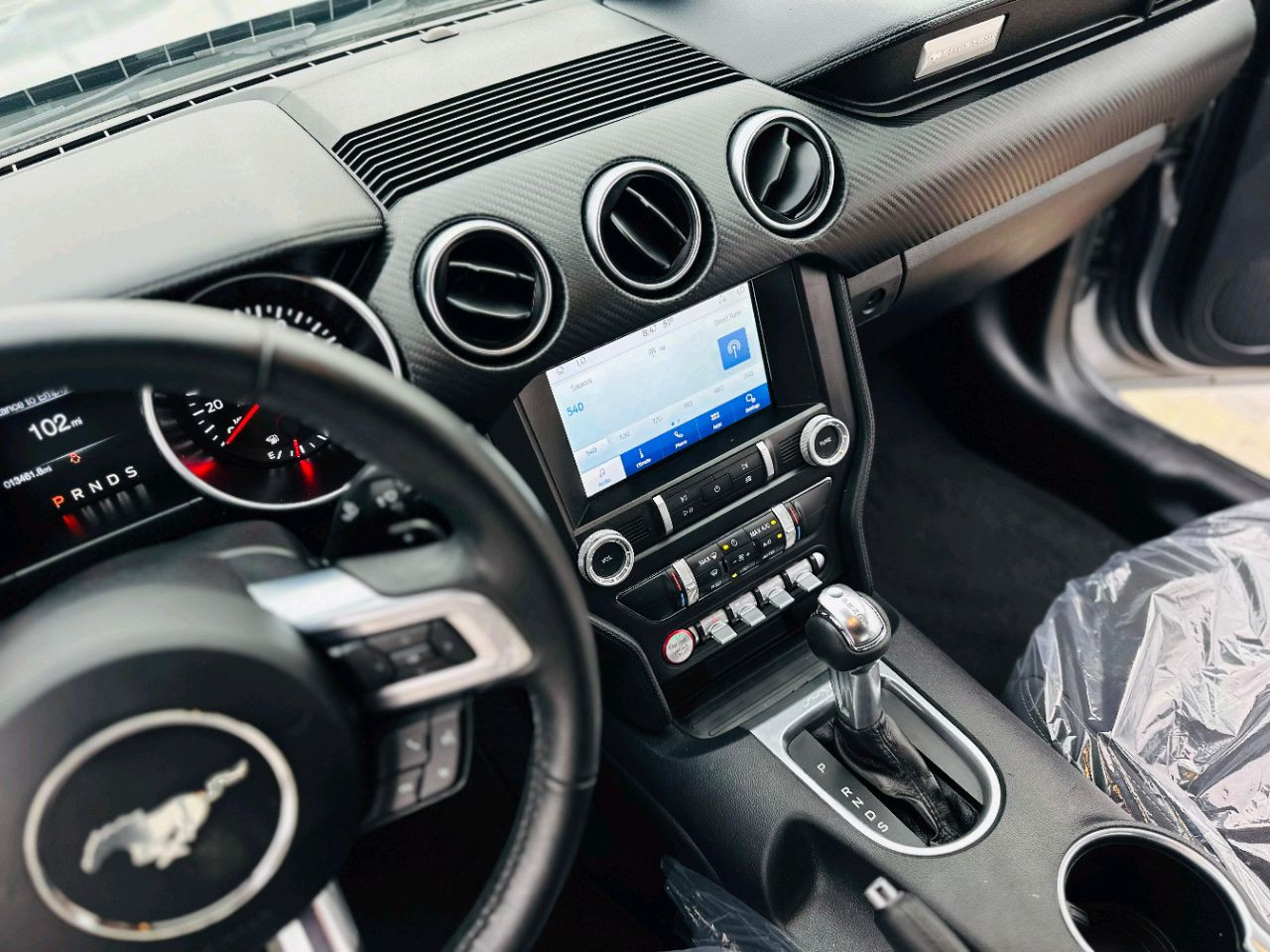 Ford Mustang - Image 6