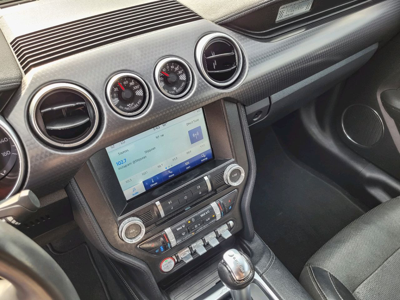 Ford Mustang - Image 11